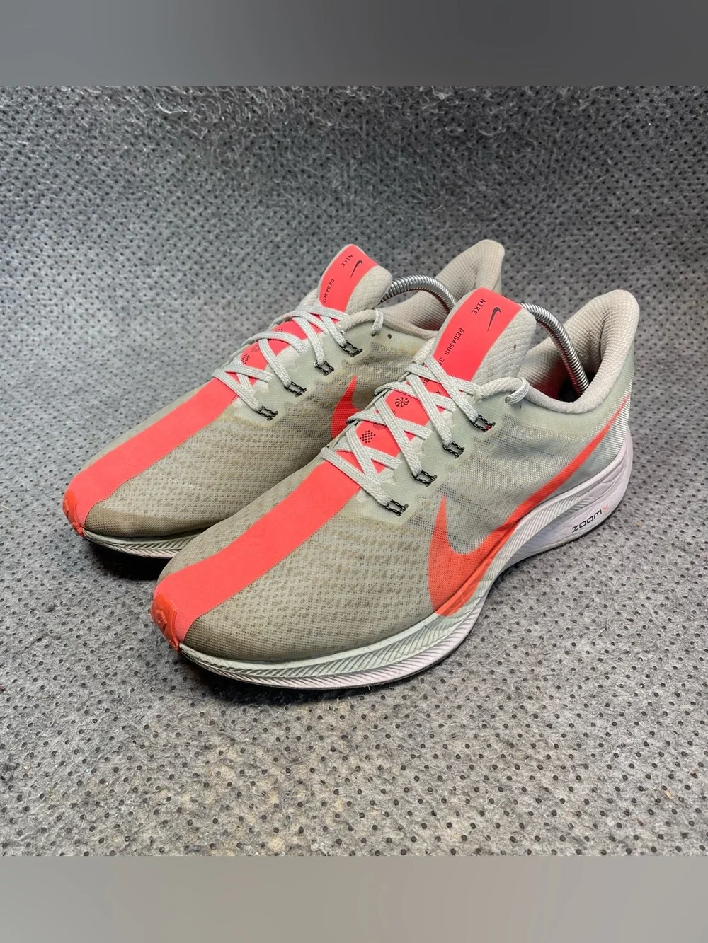 Nike Air Zoom Pegasus 35 Running Shoes Size 10 Men’s